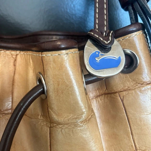 Dooney and Bourke pebble cinched drawstring leather purse vintage good condition - Picture 13 of 16